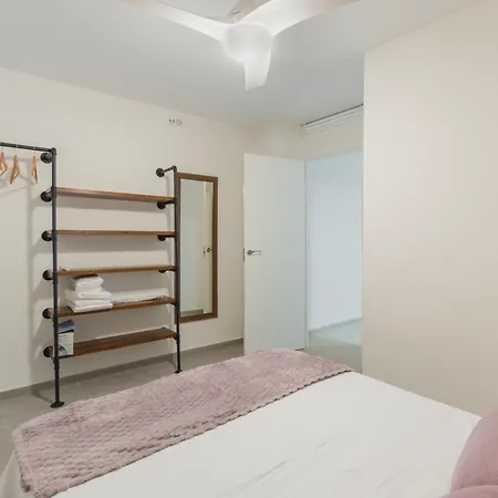 Luxe 2 In Rota