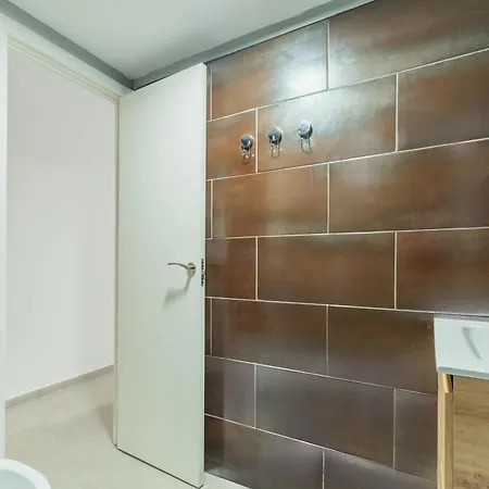 Luxe 2 In Apartment Rota